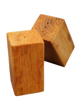 Salzstreuer aus Holz 2